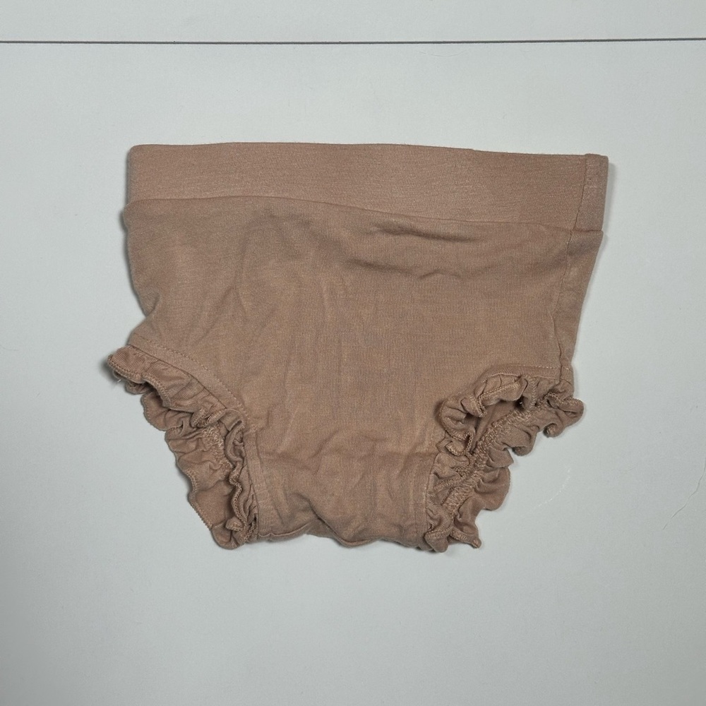 Larkspur Baby Tan Ruffle Diaper Cover Size 6-12M